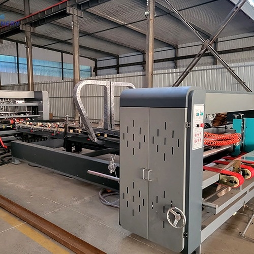 4 6 Corners Full Auto Folder Gluer máquina de costura para a fabricação de caixas de pizza